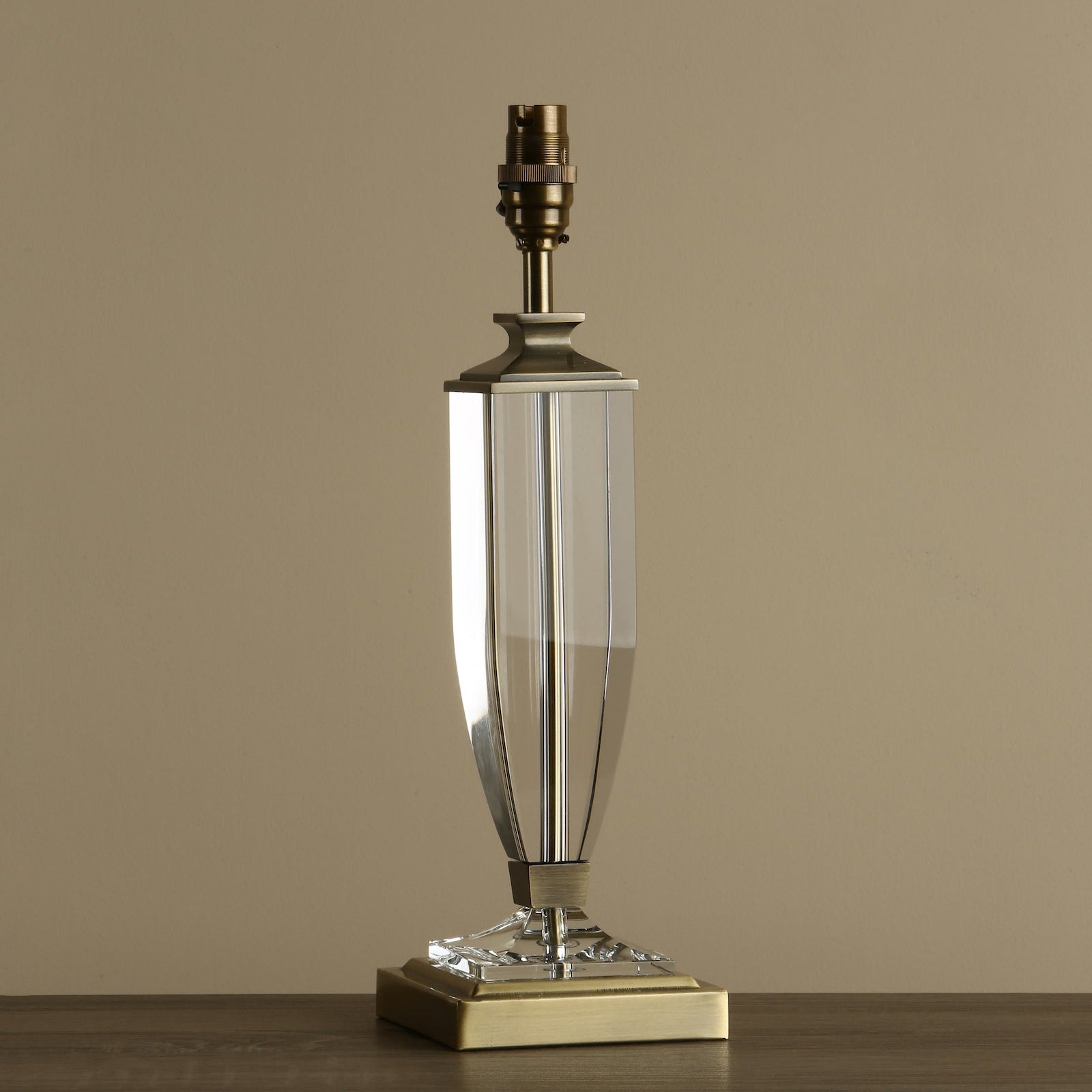 Lampada da Tavolo Media Laura Ashley Carson Ottone Antico & Cristallo
