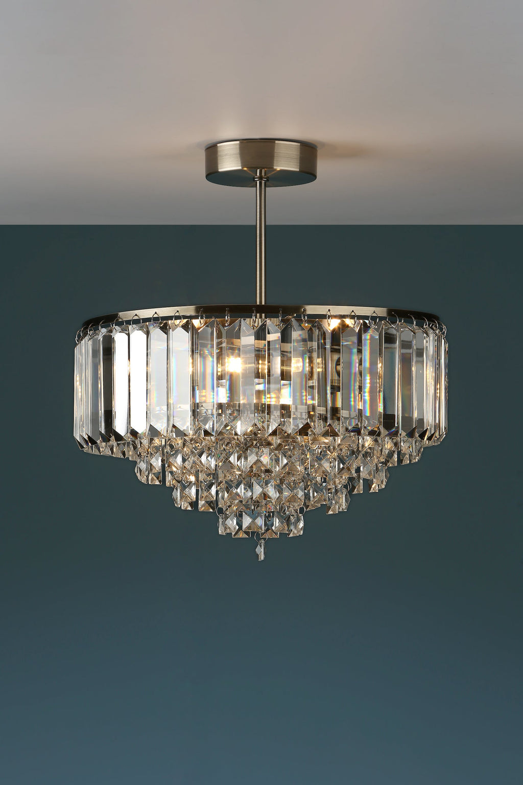 Laura Ashley Vienna 3 Luce Semi Flush Cristallo e Ottone Antico