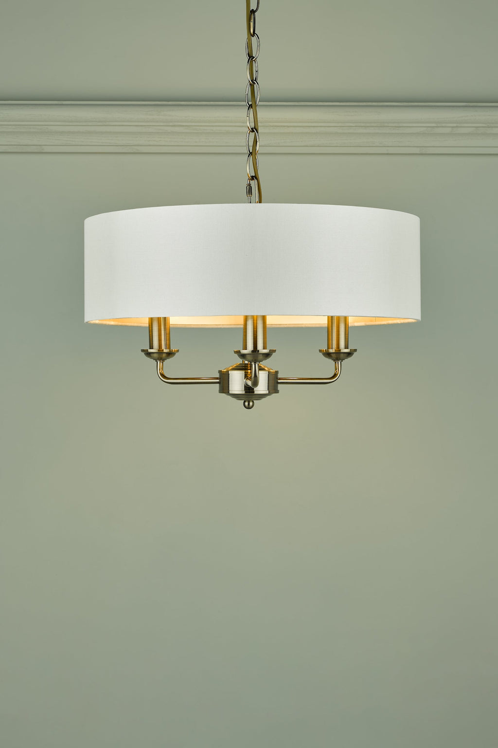 Laura Ashley Sorrento 3lt Pendant Ottone Antico con Paralume Avorio