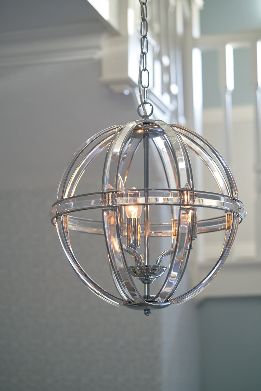 Laura Ashley Aidan Lampadario a Globo in Vetro e Cromo Lucido a 3 Luci