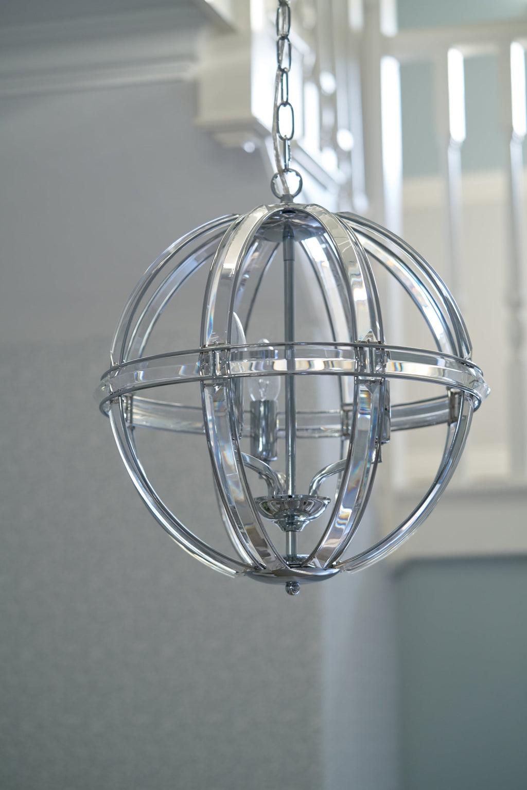 Laura Ashley Aidan Lampadario a Globo in Vetro e Cromo Lucido a 3 Luci