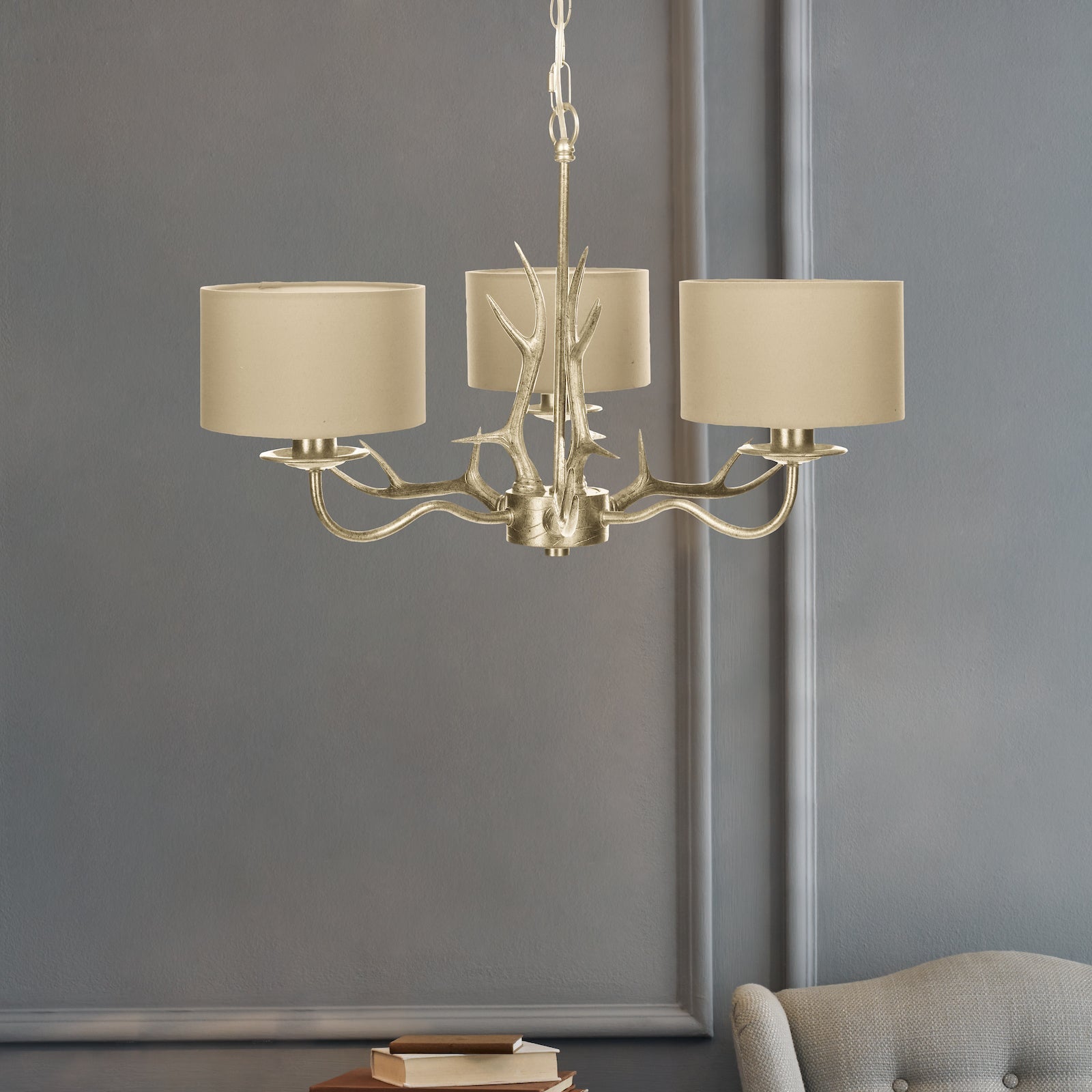 Lampadario a 3 luci Laura Ashley Mulroy Antler Champagne con Paralumi