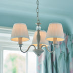 Lampadario Laura Ashley Ellis a 3 luci Crema con Paralumi Avorio