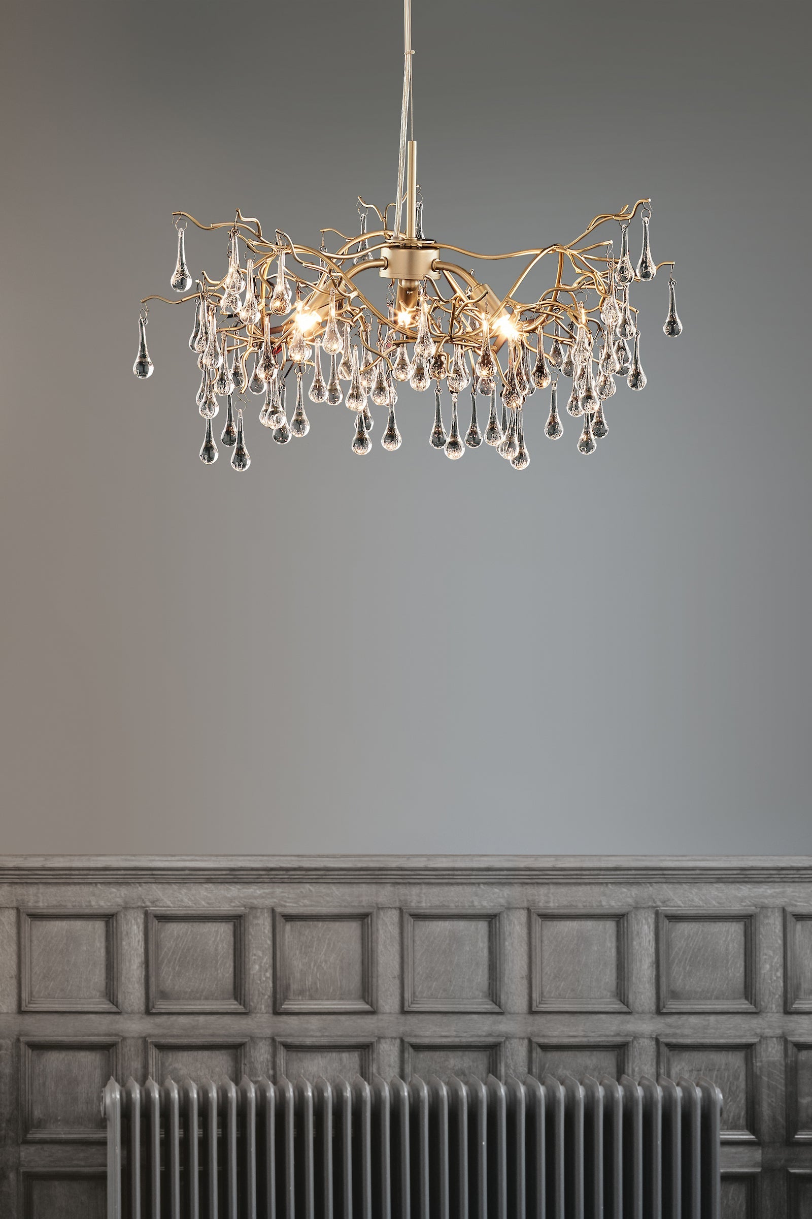 Laura Ashley Willow Lampadario a 3 Luci Champagne Satinato con Gocce di Cristallo