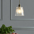 Laura Ashley Callaghan Piccolo Pendant in Ottone Antico e Vetro Rigato