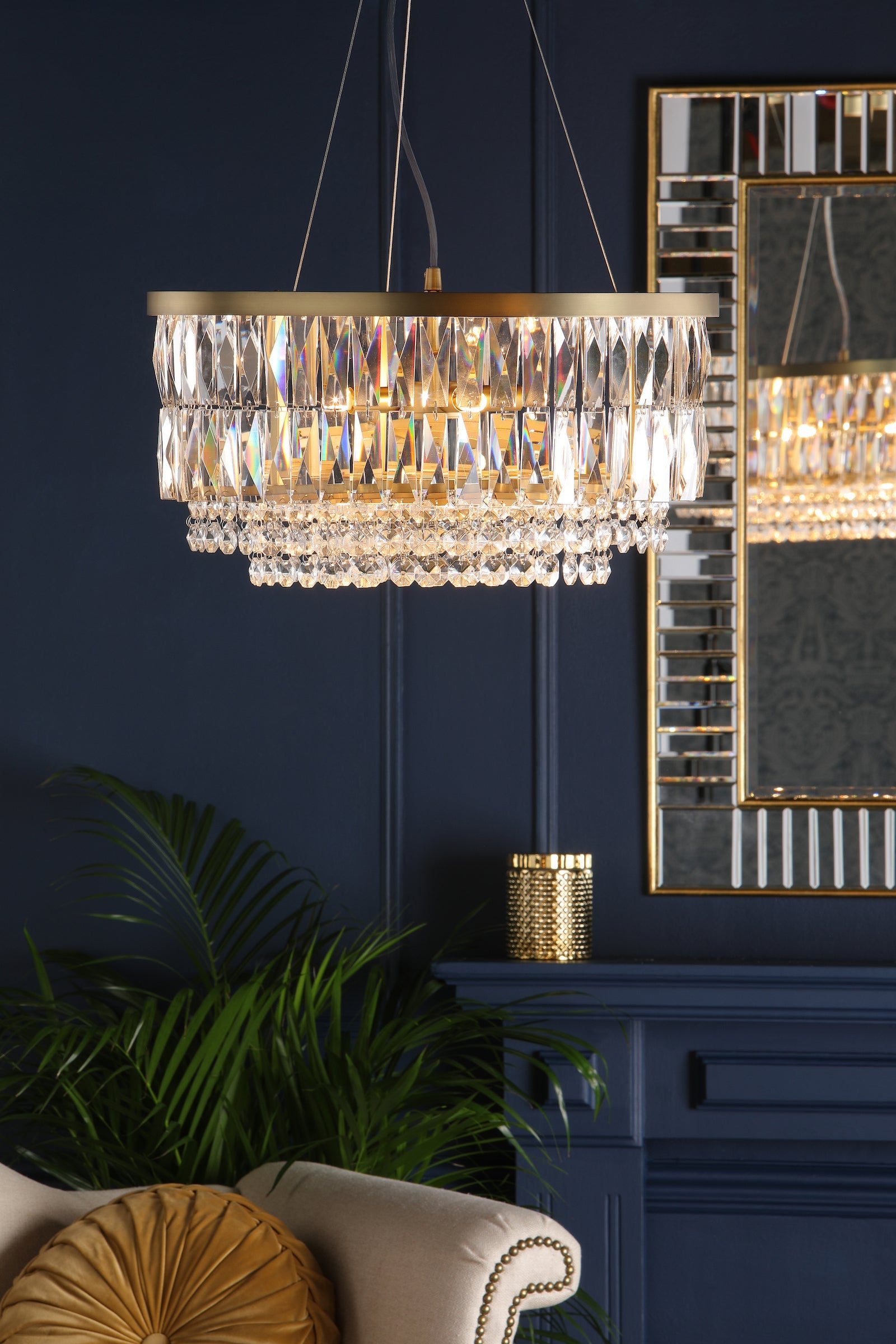Laura Ashley Rhosill 4 Luci Grande Lampadario Ottone Antico Opaco