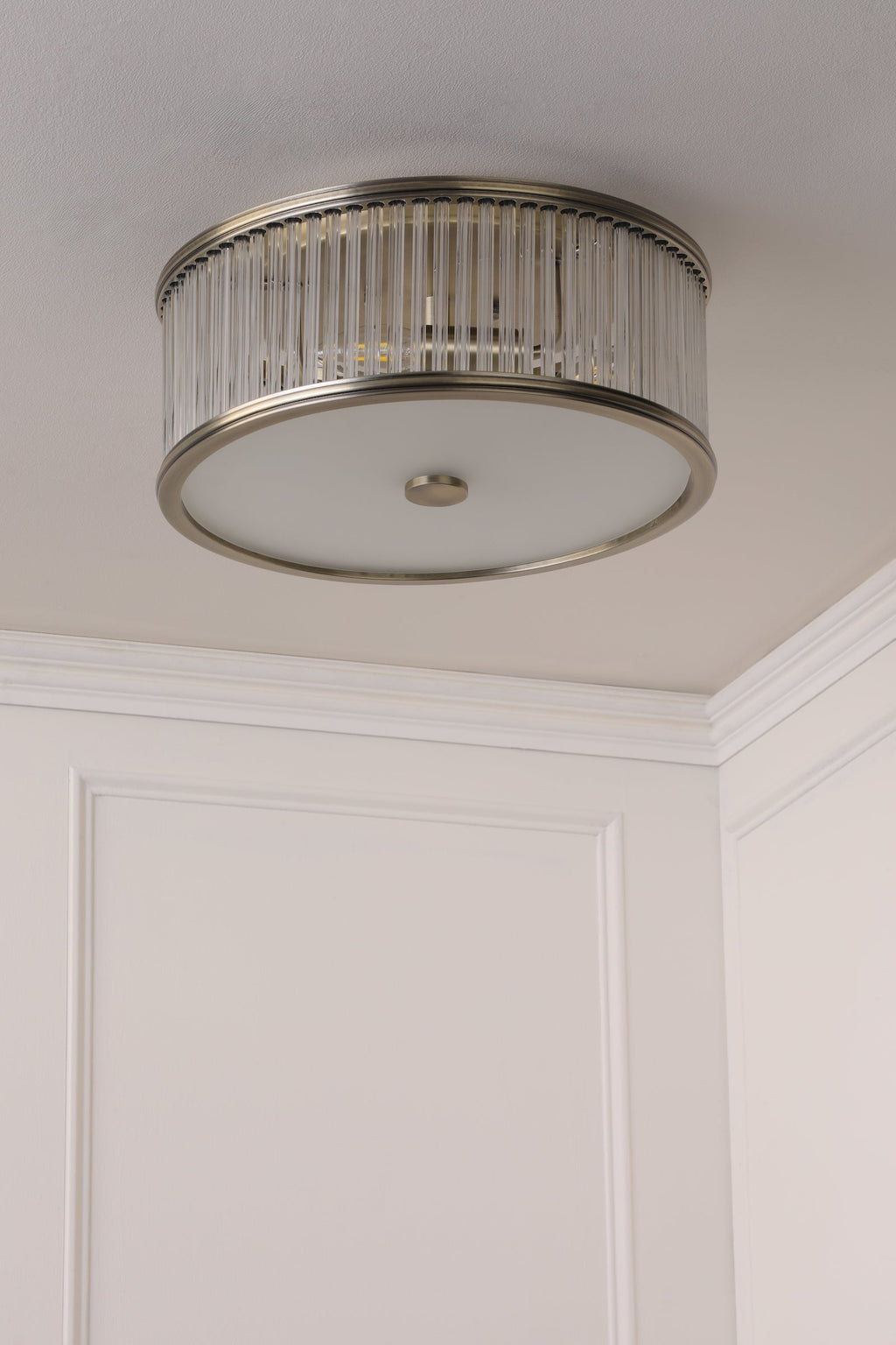 Laura Ashley Sutton 2 Luci Flush Ottone Anticato Matt e Vetro Rigato