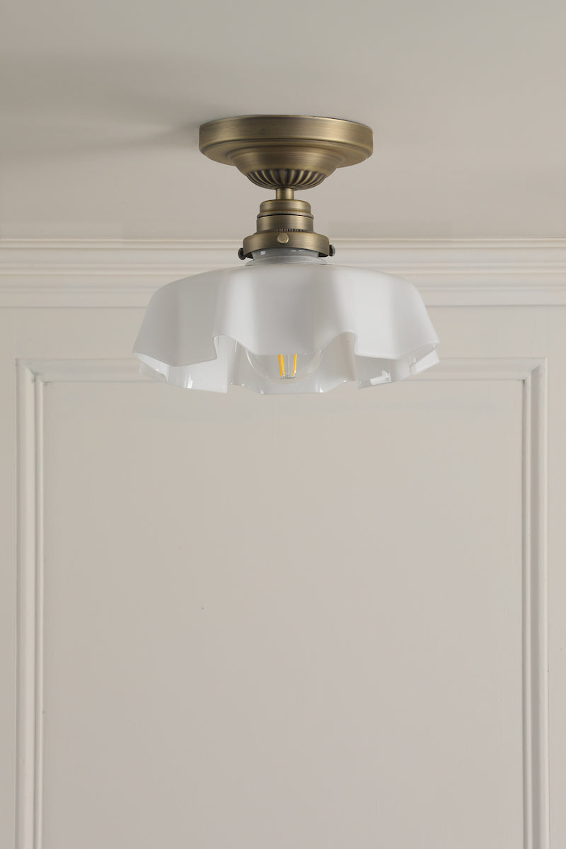 Laura Ashley Banham Semi-Flush Ottone Anticato Matt e Vetro Bianco