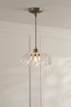 Laura Ashley Bexwell Pendant in Ottone Anticato Opaco e Vetro