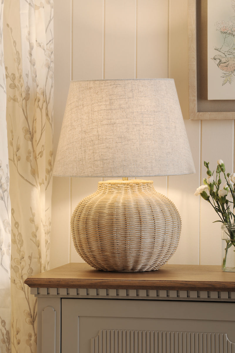 Lampada da Tavolo Rotonda Laura Ashley Fernhill Crema Opaca con Paralume