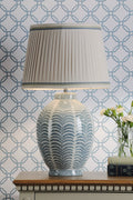 Lampada da Tavolo Laura Ashley Stannard Ceramica Blu con Paralume Grigio