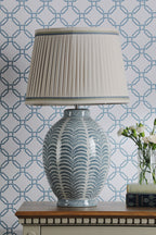 Lampada da Tavolo Laura Ashley Stannard Ceramica Blu con Paralume Grigio