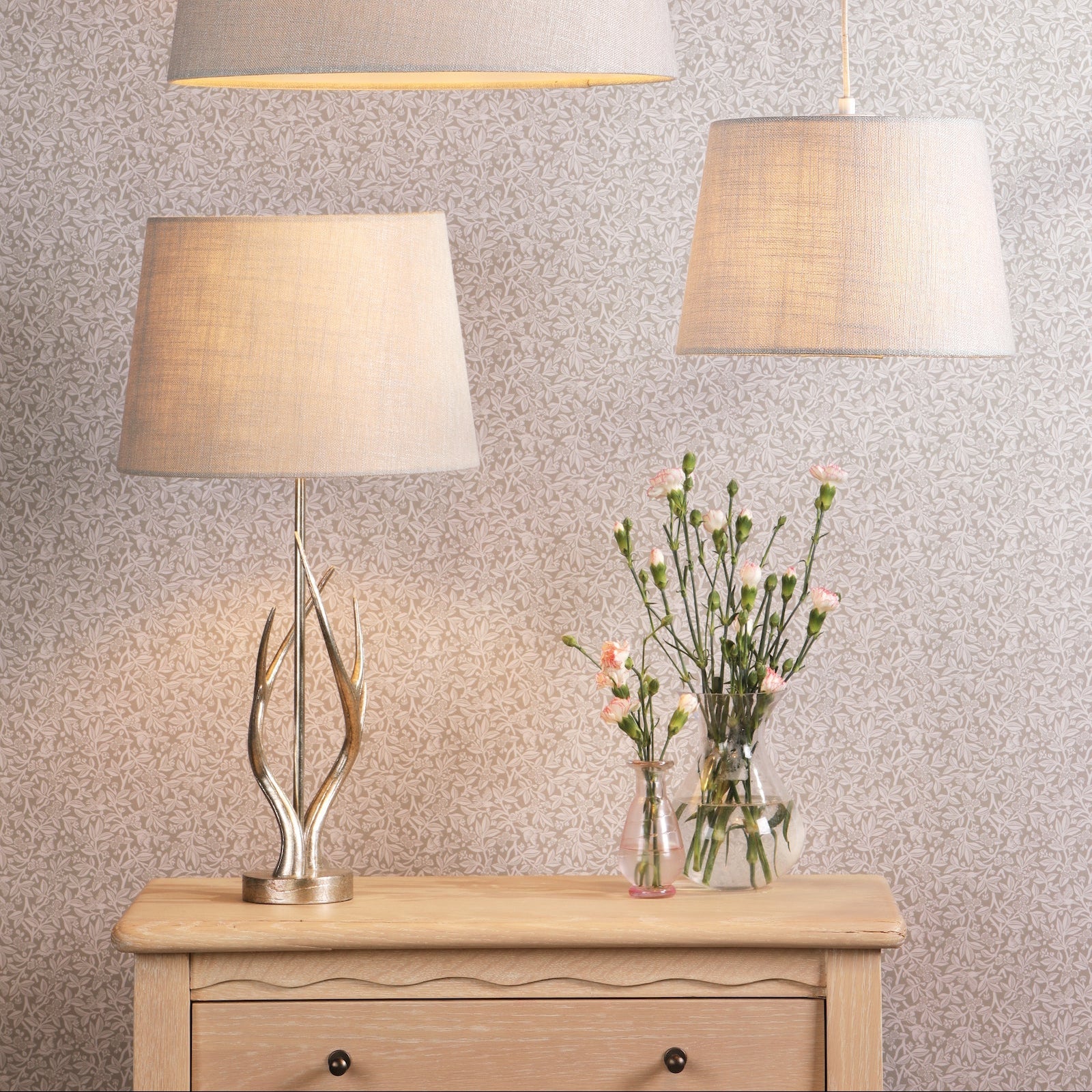Base della lampada da tavolo Laura Ashley Mulroy Champagne con corna
