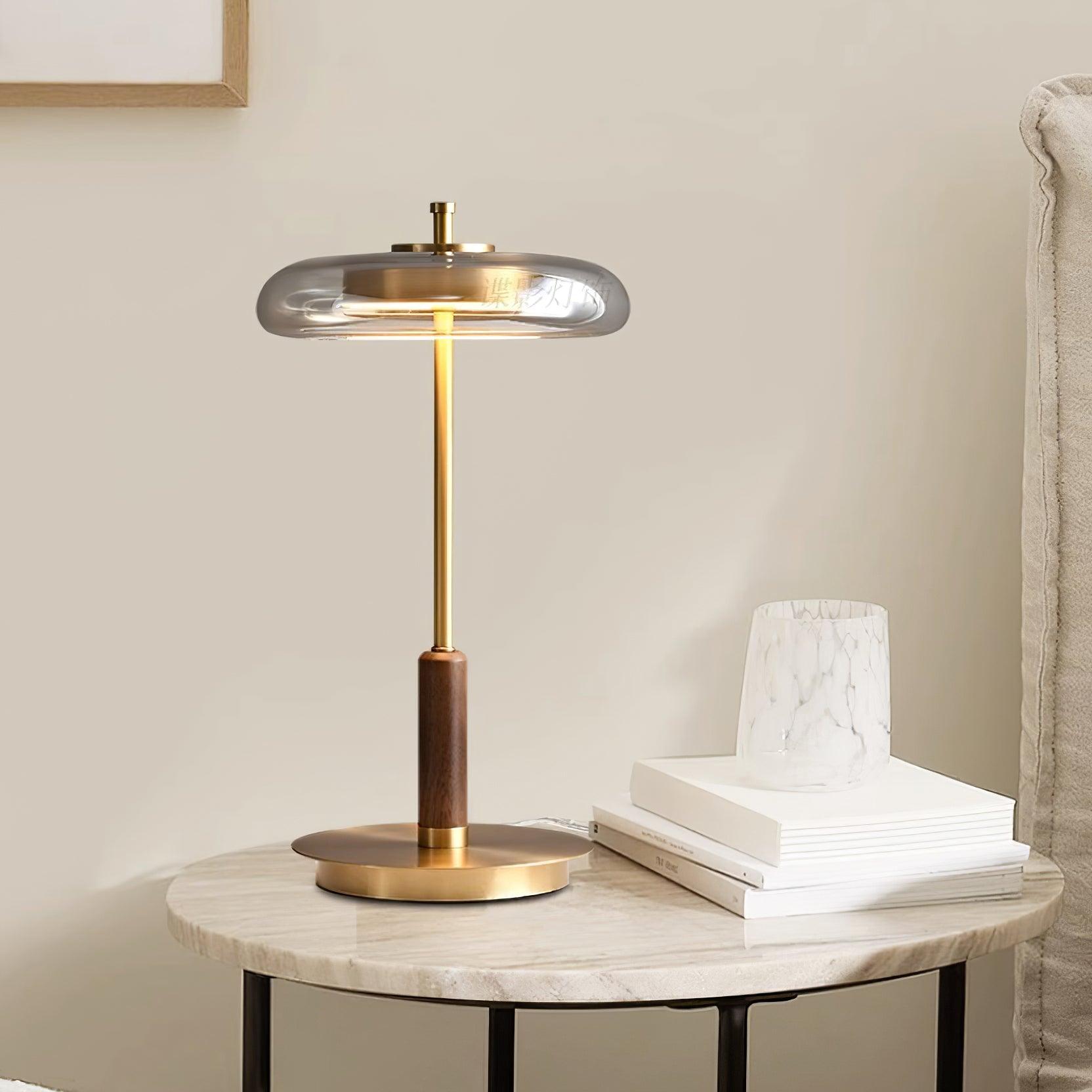 Lampada da tavolo Landero – Vetro, Legno, Metallo – Luce Calda – Ø 22 cm – Design Moderno per Atmosfere Eleganti