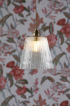 Laura Ashley Callaghan Grande Pendant in Ottone Antico e Vetro Rigato