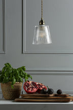 Laura Ashley Callaghan Piccolo Pendant in Ottone Antico e Vetro Rigato