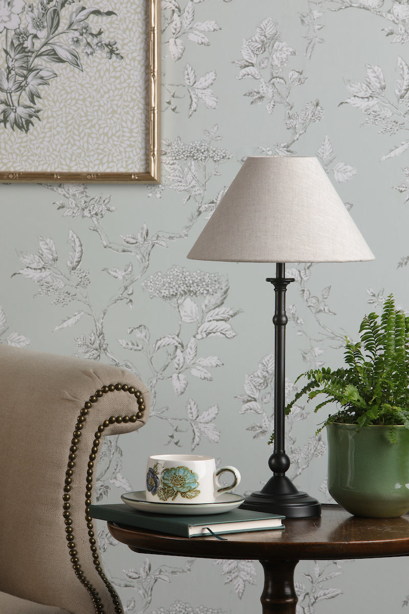 Lampada da Tavolo Laura Ashley Ludchurch Nera con Paralume in Lino