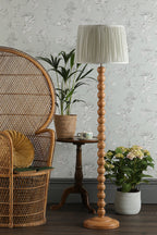 Lampada da Terra Laura Ashley Maria con Base in Legno di Quercia Cerata