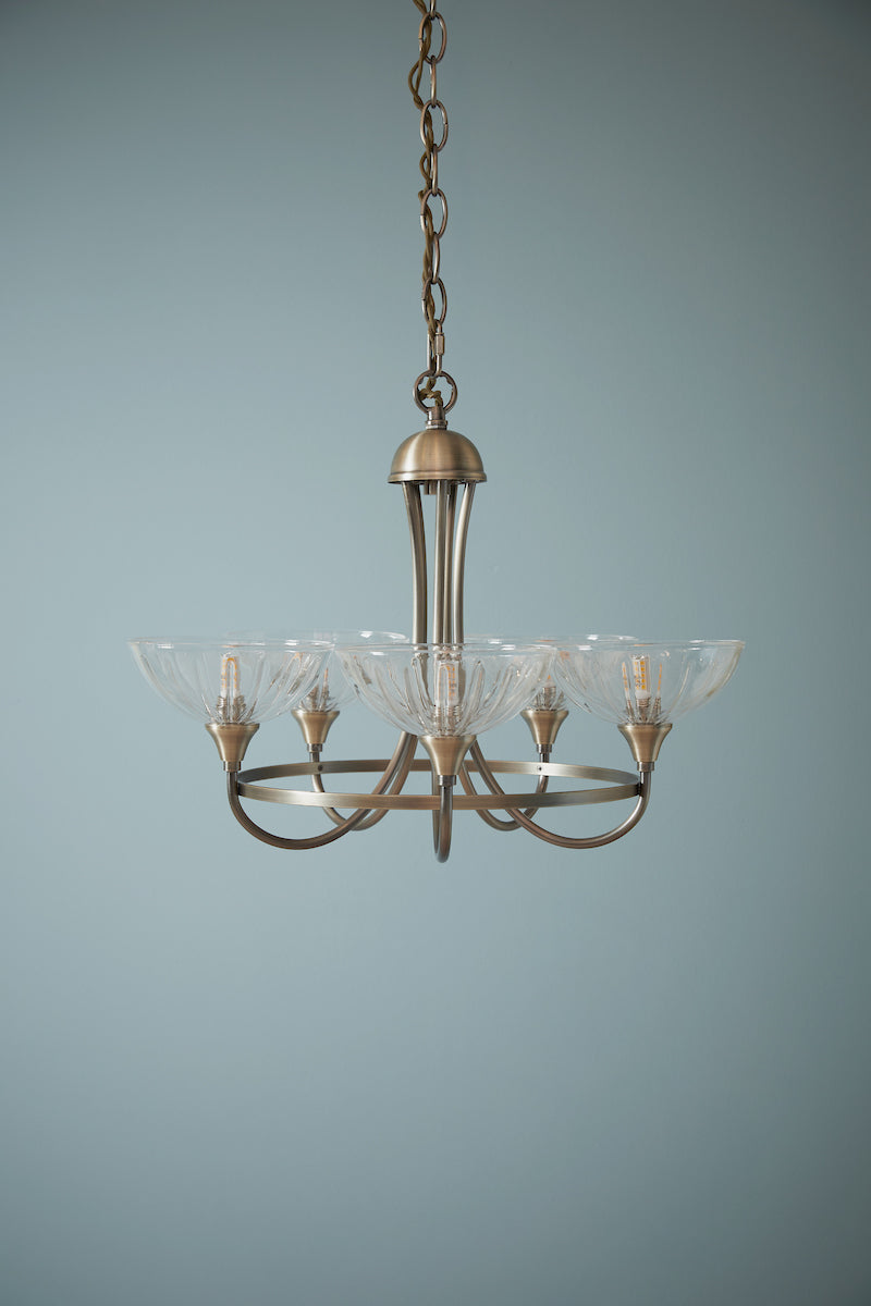 Laura Ashley Wellham 5 Luci Sospensione con Bracci Ottone Antico