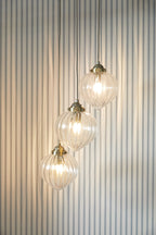 Laura Ashley Whitham Lampadario a Cluster con 3 Luci in Ottone Antico