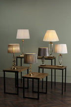 Lampada da tavolo a candeliere in vetro Laura Ashley Winston Ottone Antico