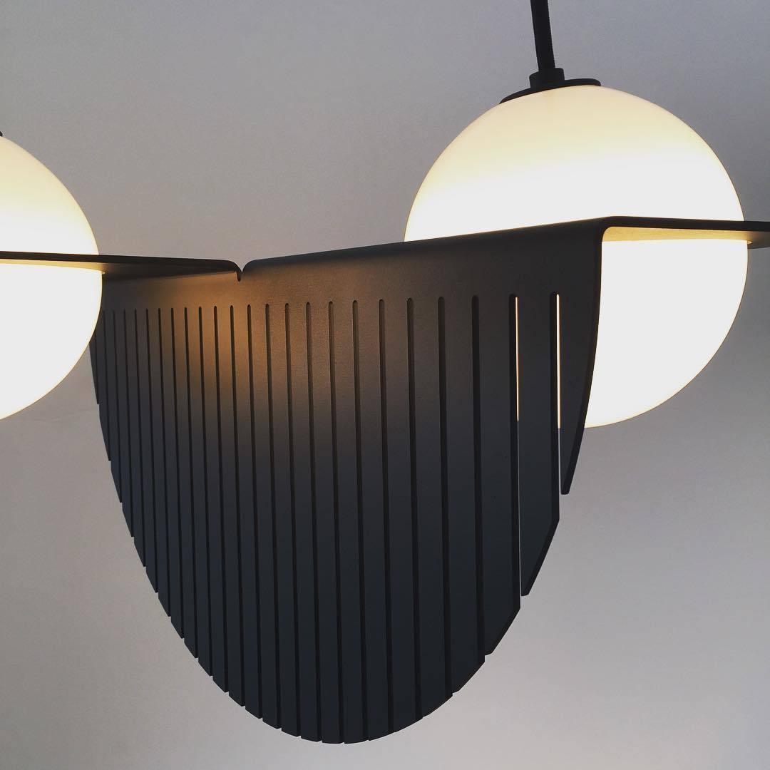 Lampada a sospensione in vetro nero Selan