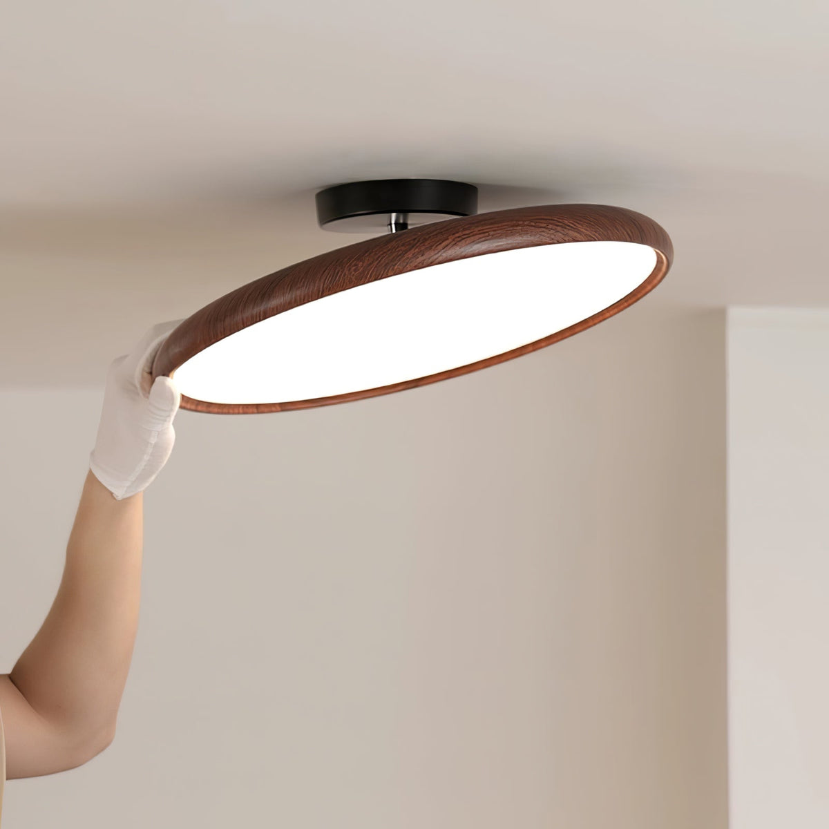 Lampada da soffitto regolabile in legno Lola