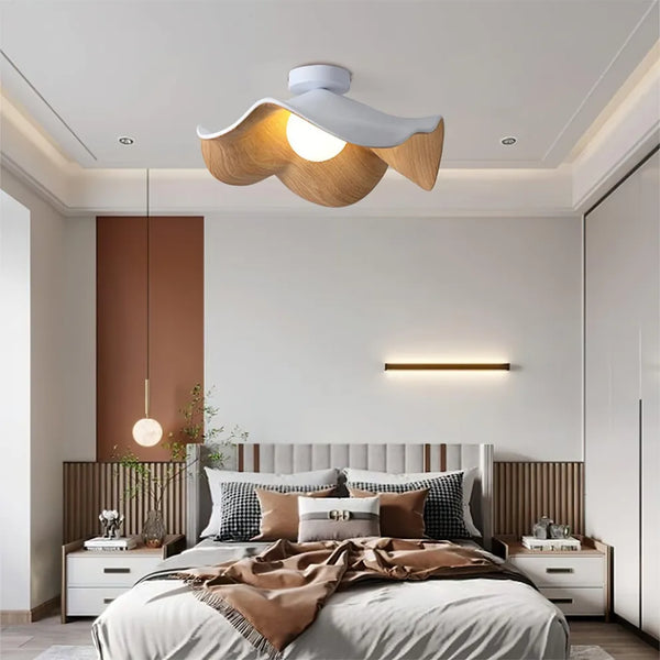 Lampada da soffitto Lotus in legno scandinavo