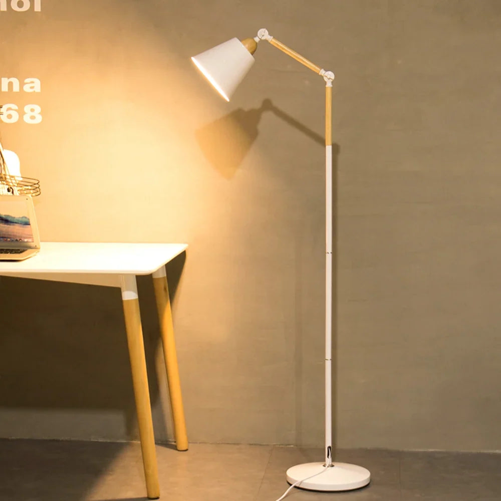 Lampada da Terra Nordic – Design Minimalista con Testa della Lampada Regolabile