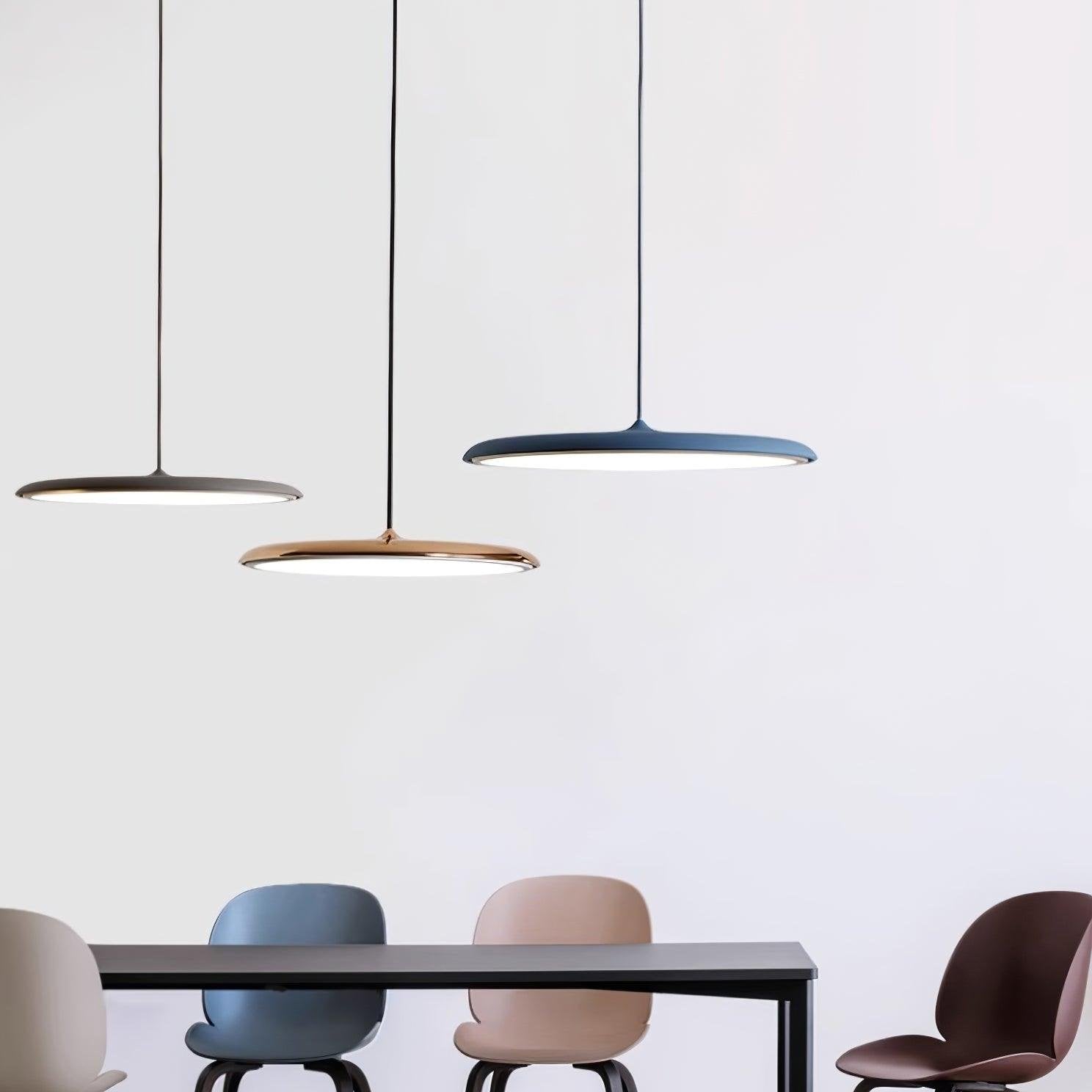 PureGlow - Lampadario con luce soffusa e stile elegante per interni moderni