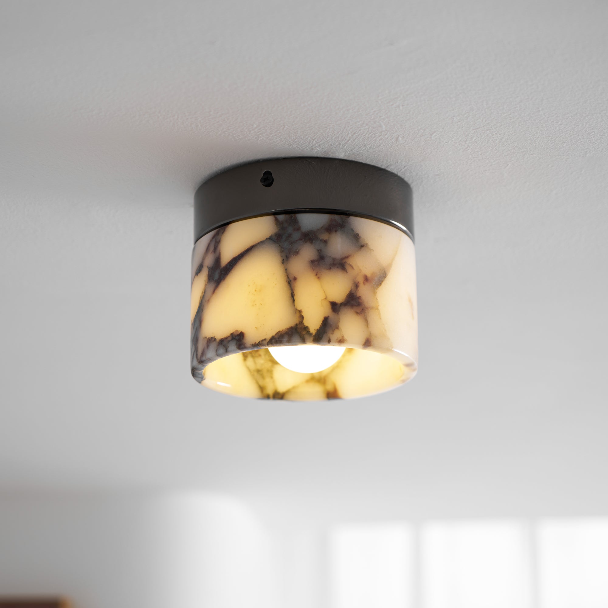 Lampada da soffitto rotonda in marmo Ivinir