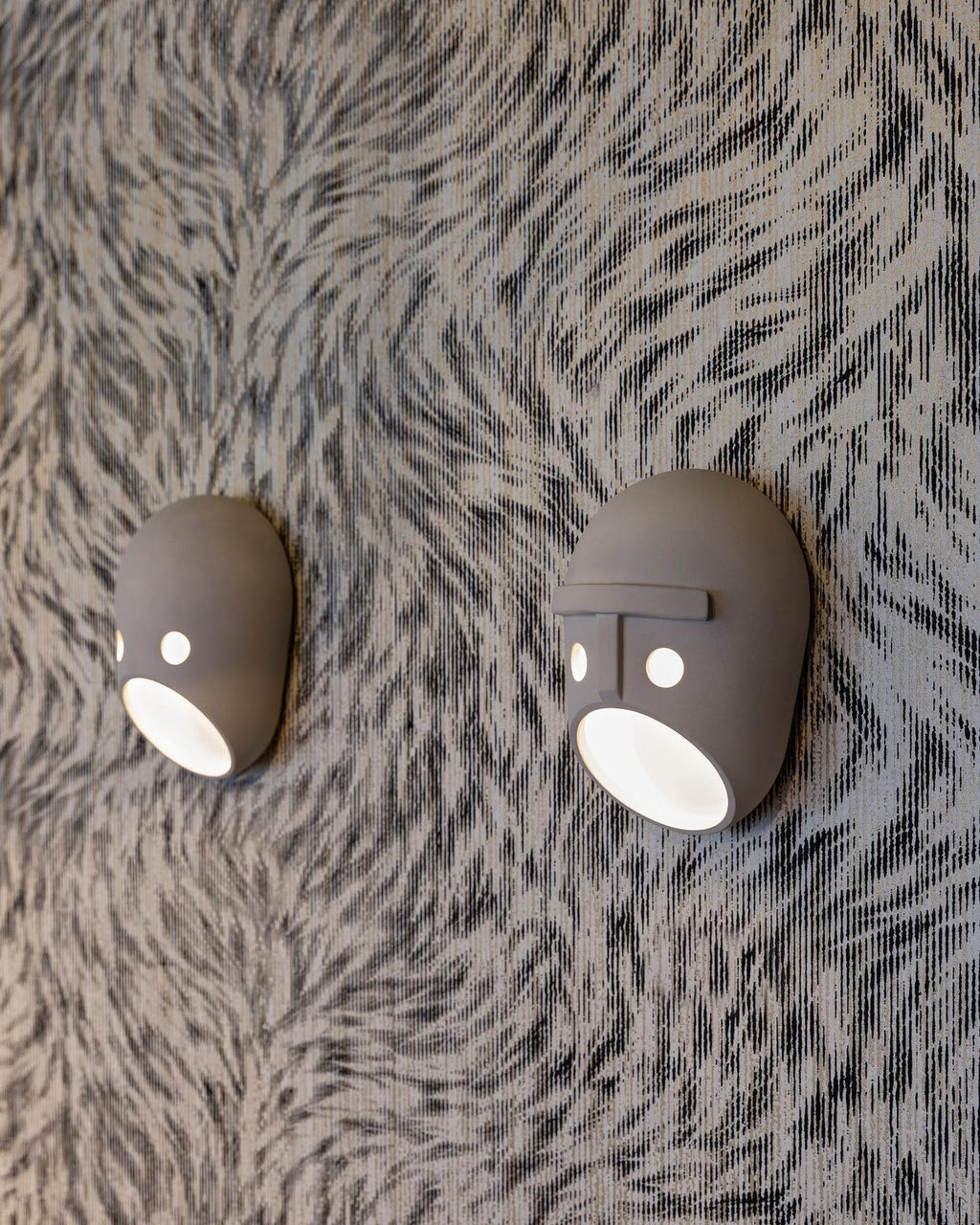 Maschera Applicata Resina Creatività Individuale