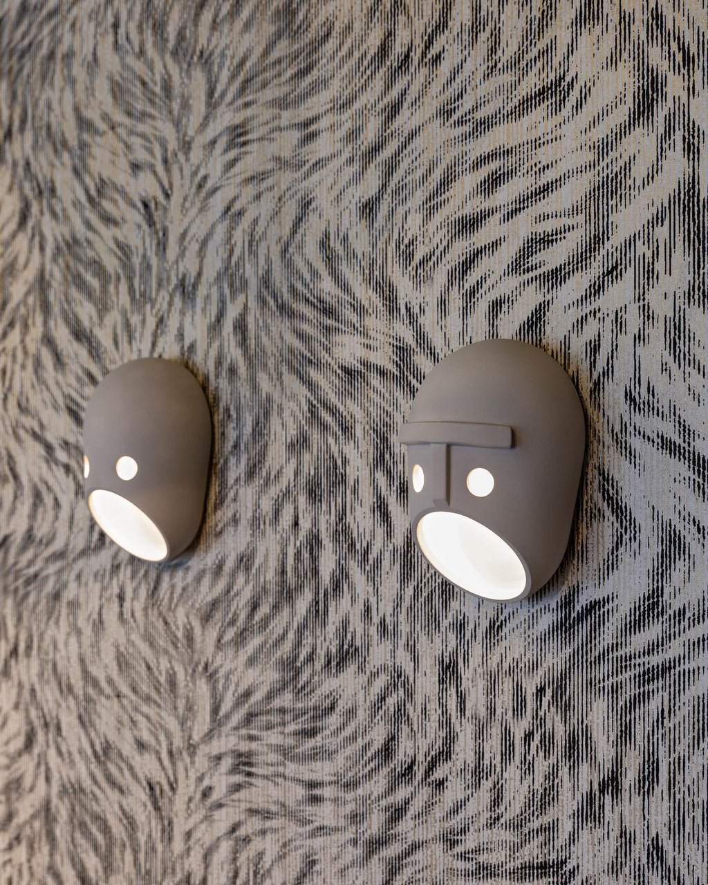 Maschera Applicata Resina Creatività Individuale
