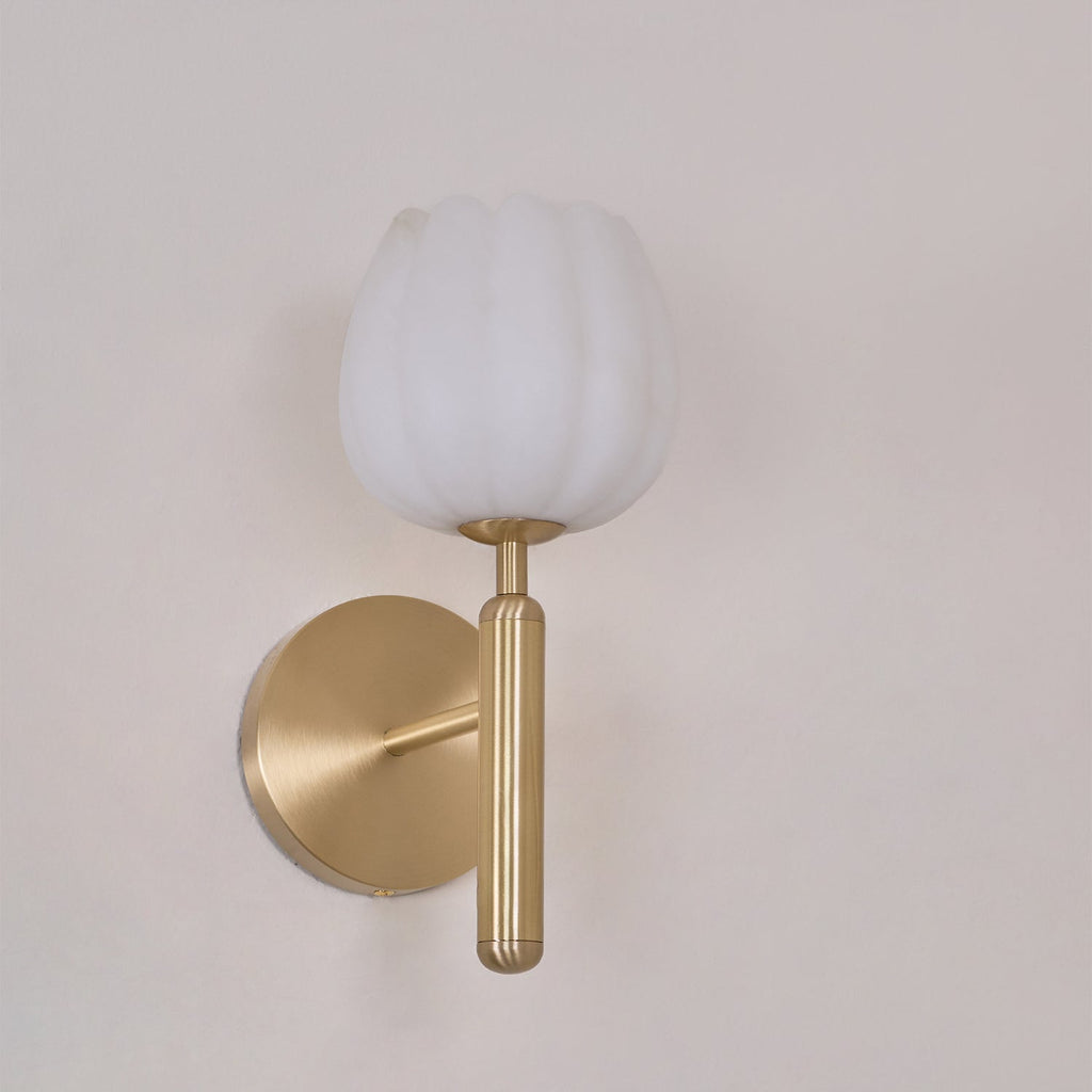 Lampada da Parete Ralin in Alabastro con Fiori