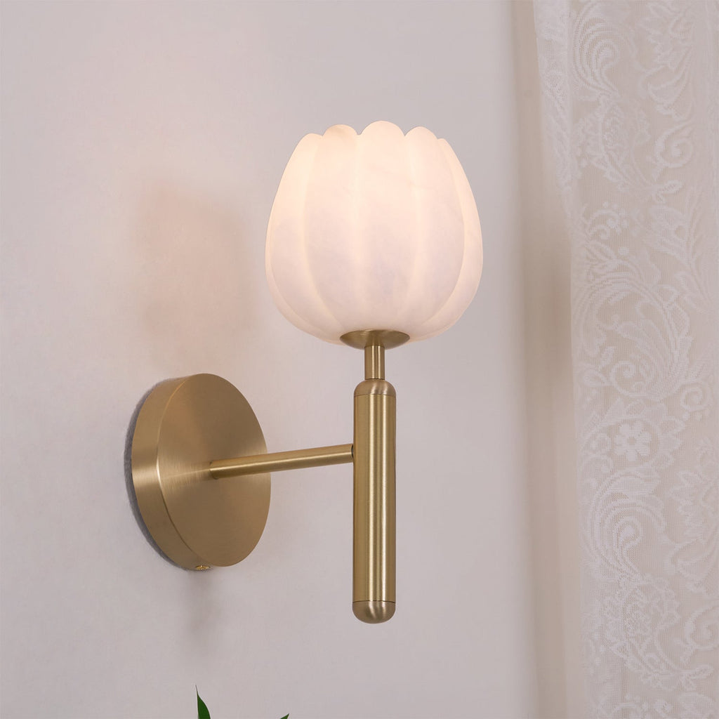Lampada da Parete Ralin in Alabastro con Fiori