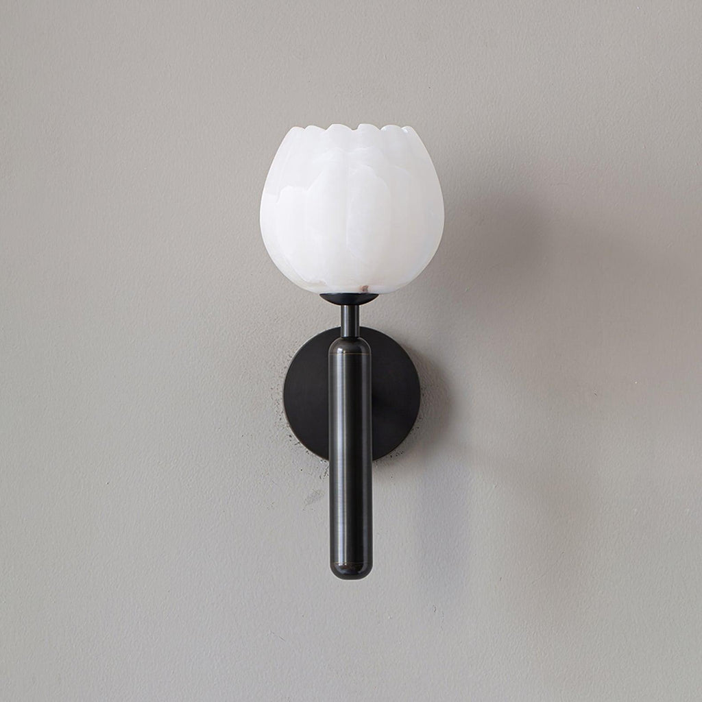 Lampada da Parete Ralin in Alabastro con Fiori