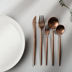 Posate minimaliste in acciaio inossidabile – Eleganza nel design semplice