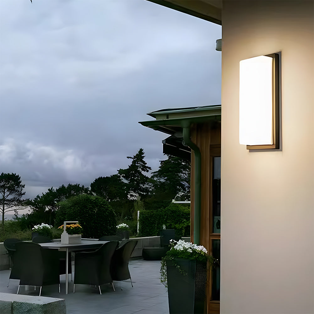 Liro | Moderno Faretto da Esterno in Alluminio Nero con Classe di Protezione IP65 in Due Dimensioni per Giardino e Patio