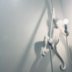 Lampada a sospensione Monkey | Oggetto di design scultoreo