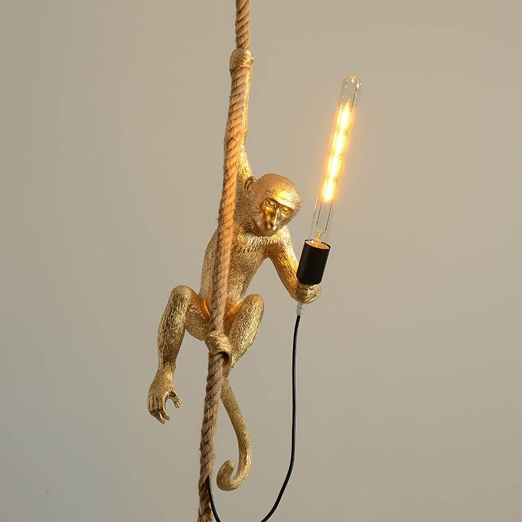 Lampada a sospensione Monkey | Oggetto di design scultoreo