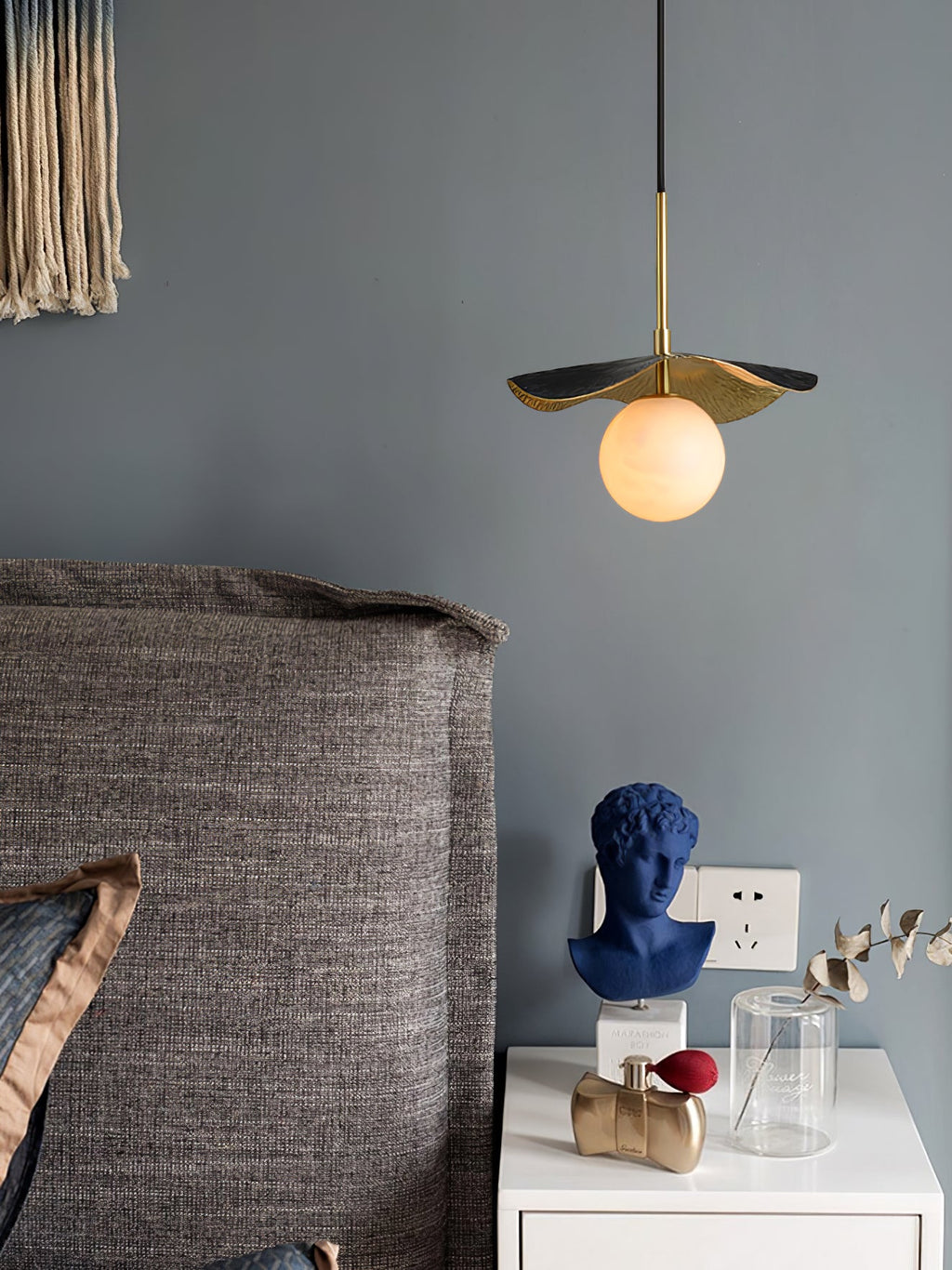 Montera Alabaster Pendant Light