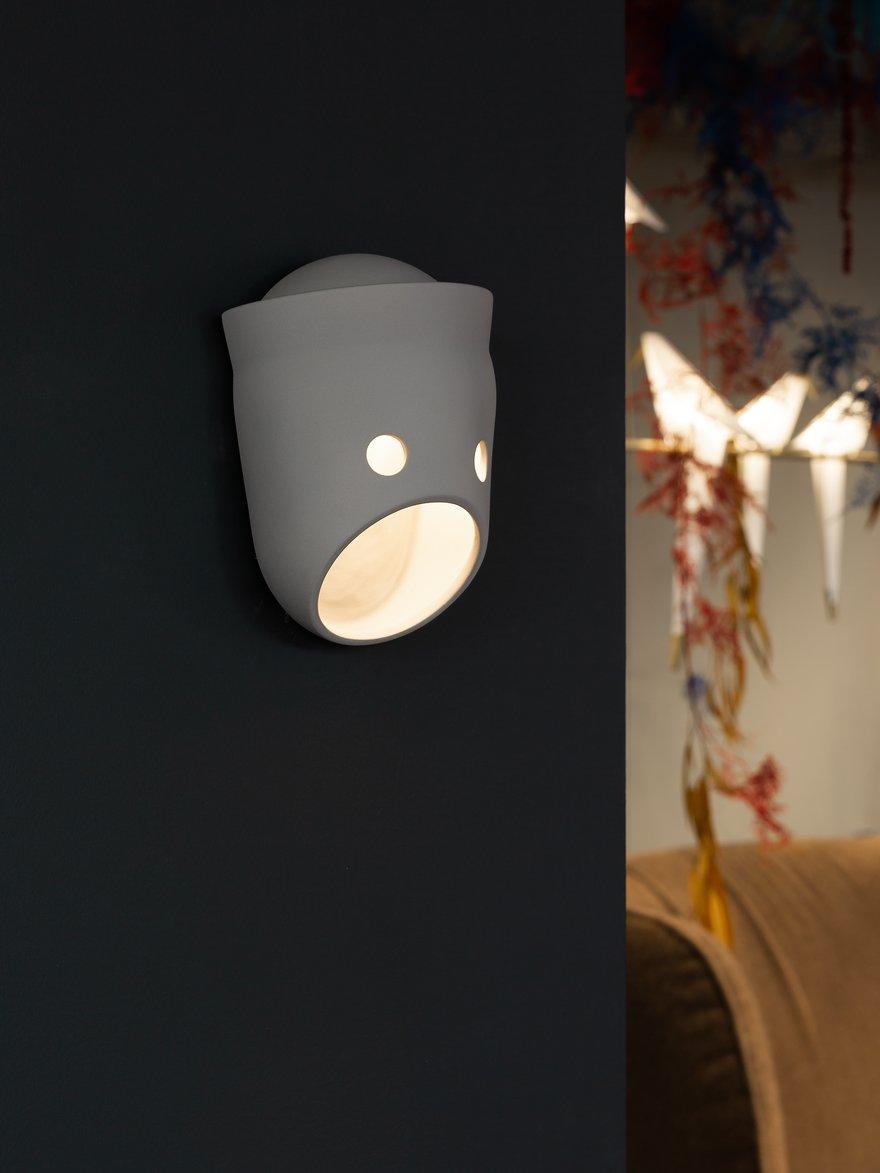 Maschera Applicata Resina Creatività Individuale