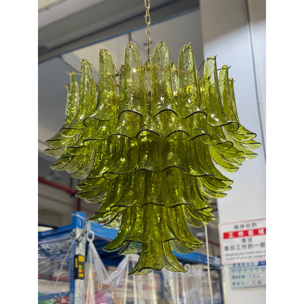 Lampadario in Vetro a Petali a Strati