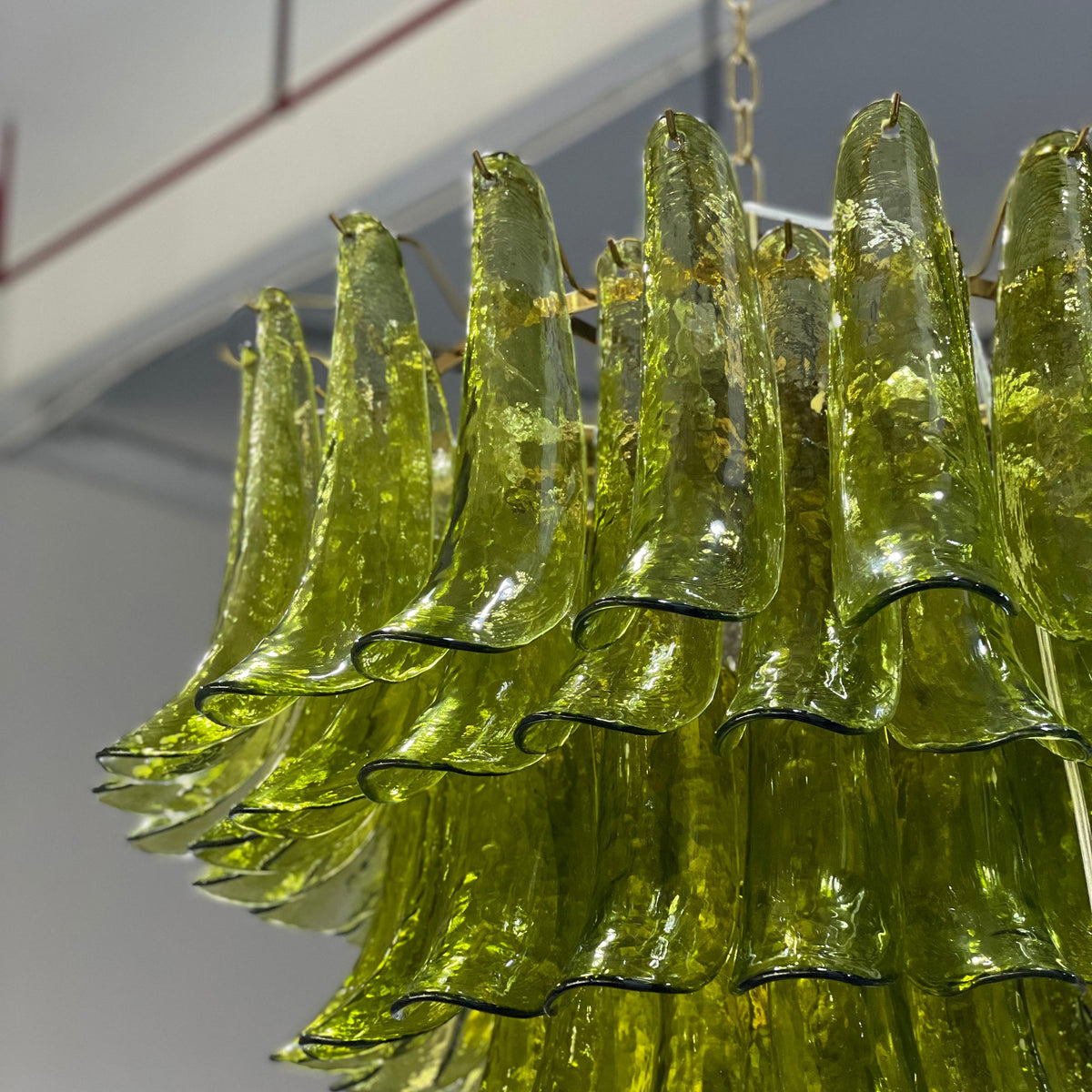 Lampadario in Vetro a Petali a Strati