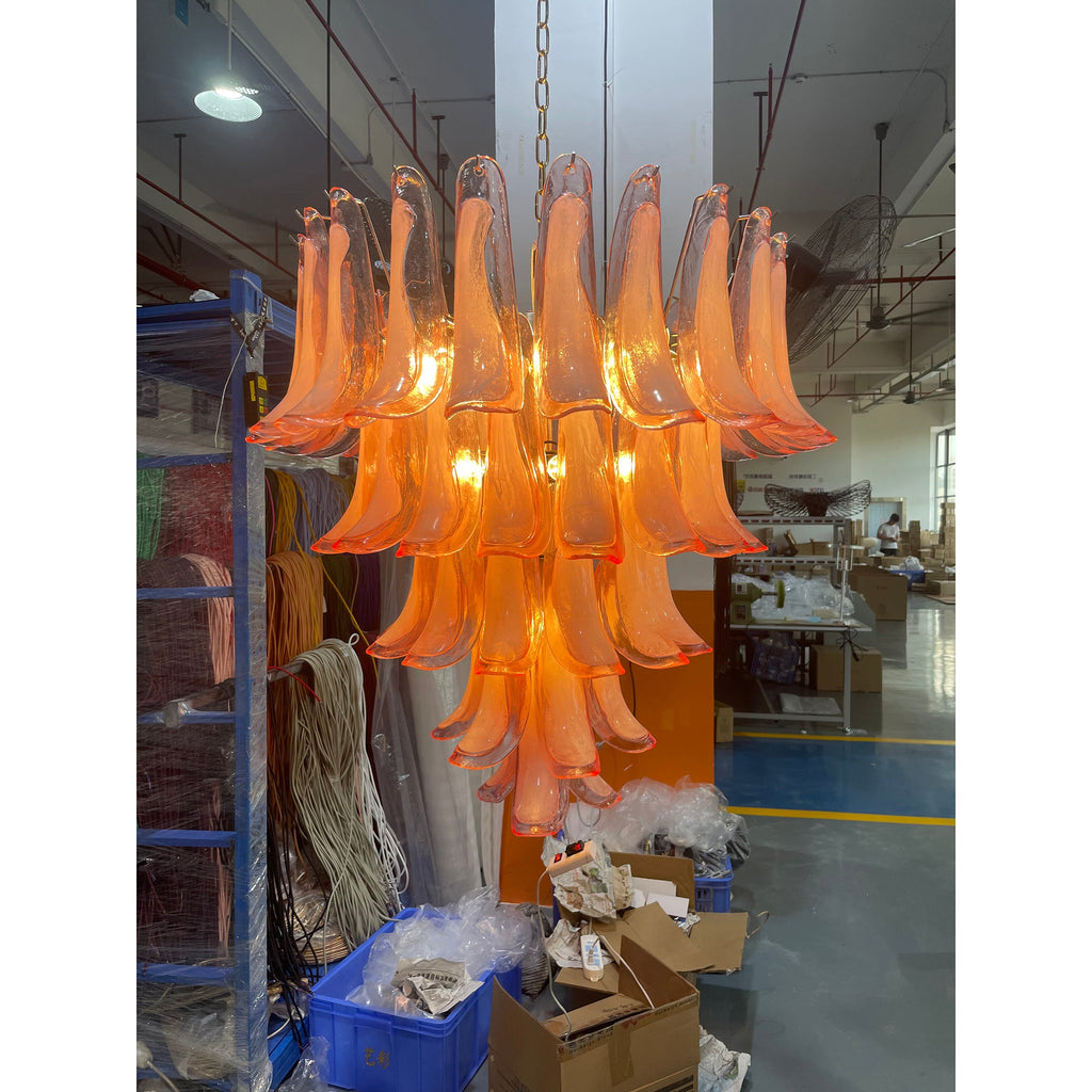 Lampadario in Vetro a Petali a Strati