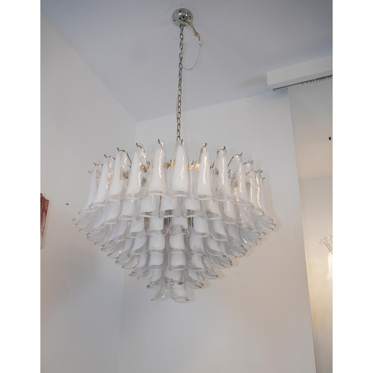 Lampadario in Vetro a Petali a Strati