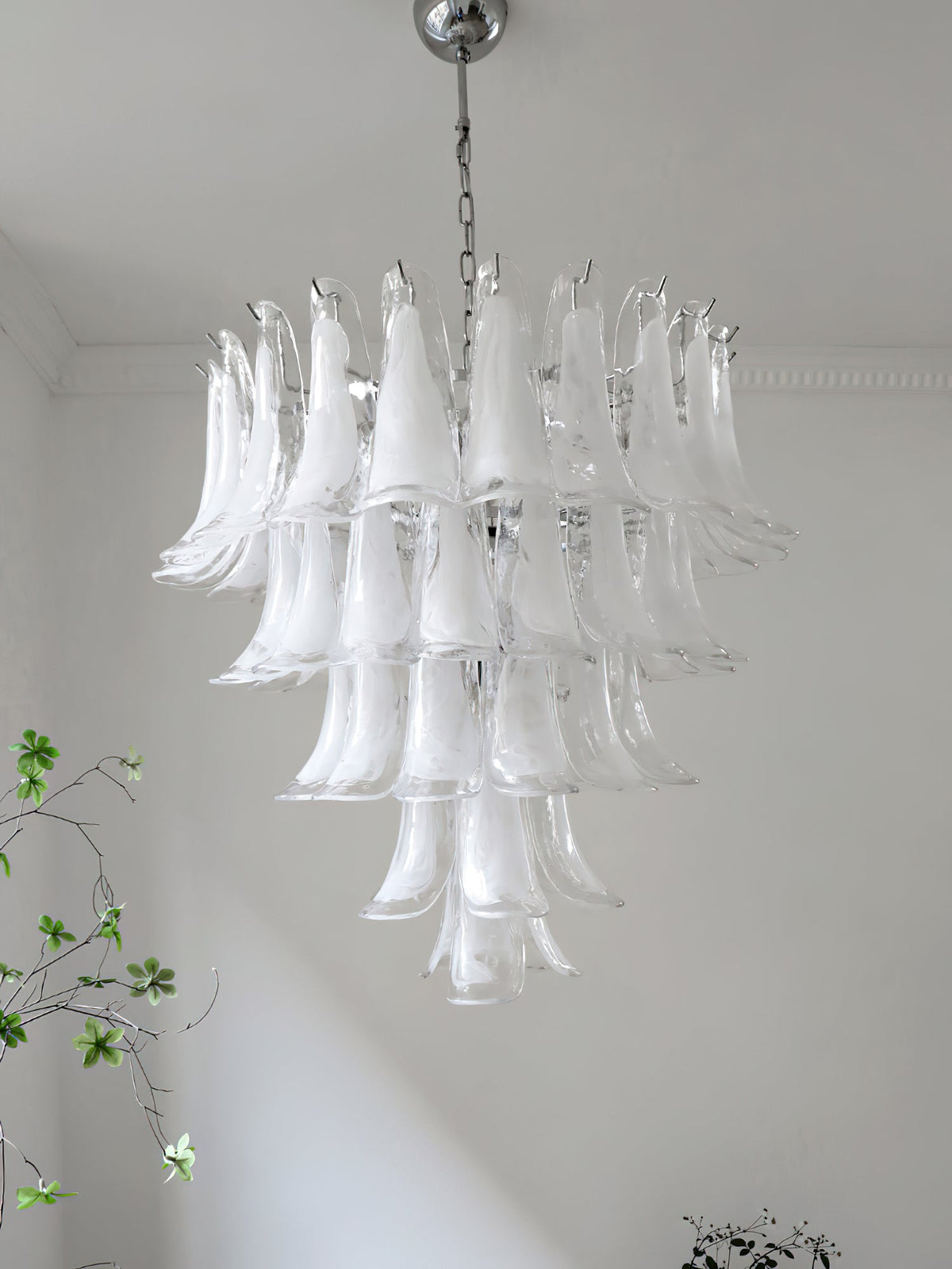 Lampadario in Vetro a Petali a Strati