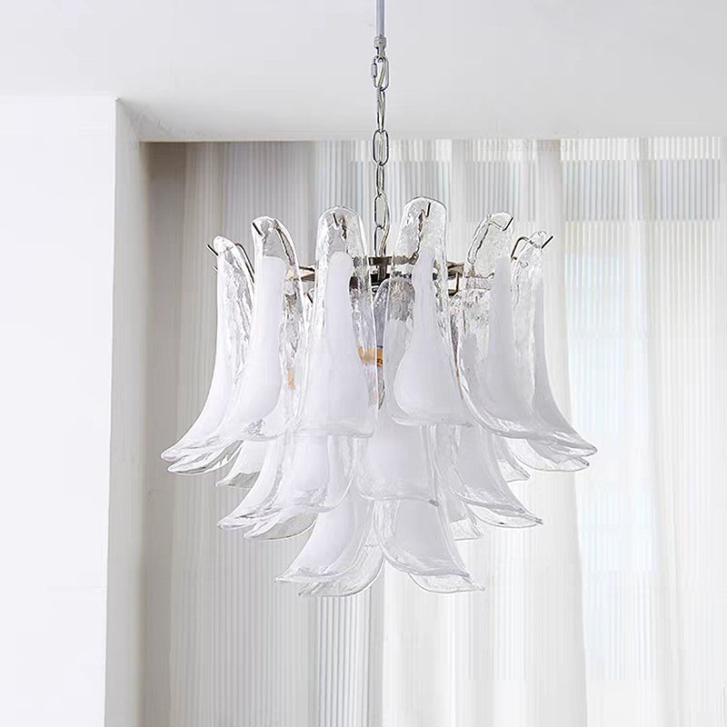 Lampadario in Vetro a Petali a Strati