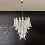 Lampadario in Vetro a Petali a Strati