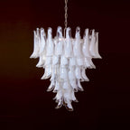 Lampadario in Vetro a Petali a Strati
